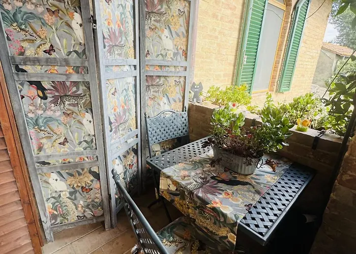 La Dogana . * Sienne